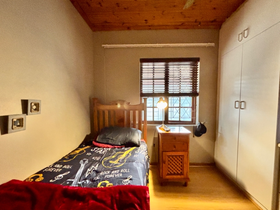 3 Bedroom Property for Sale in Dobson Western Cape